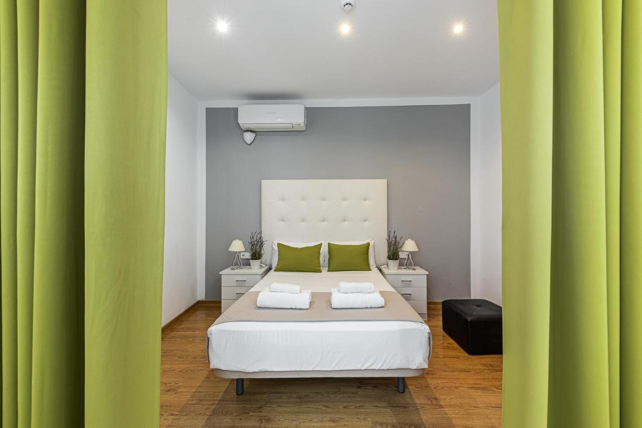 Waou Apartamentos En Sol Confort 7 Madrid Exterior photo